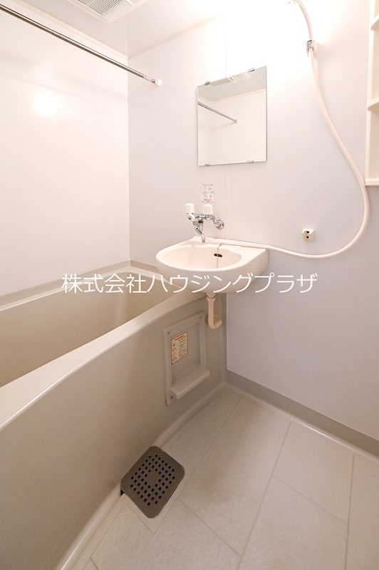 バス・シャワールーム　※別室参考写真