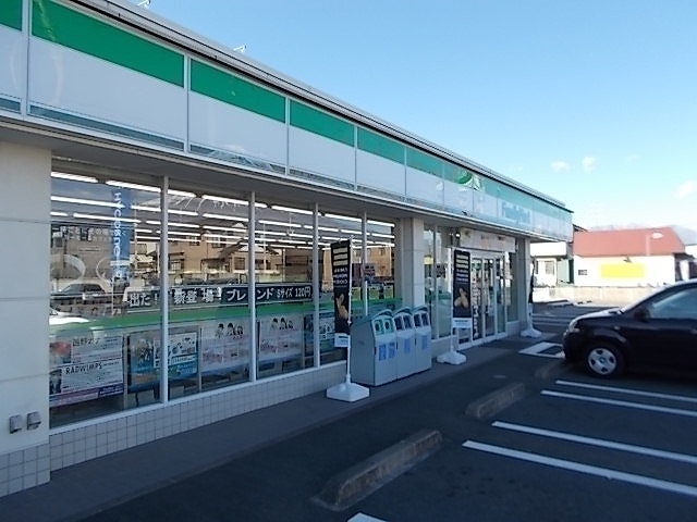 コンビニ　ファミリーマート淀師店（コンビニ）まで630m