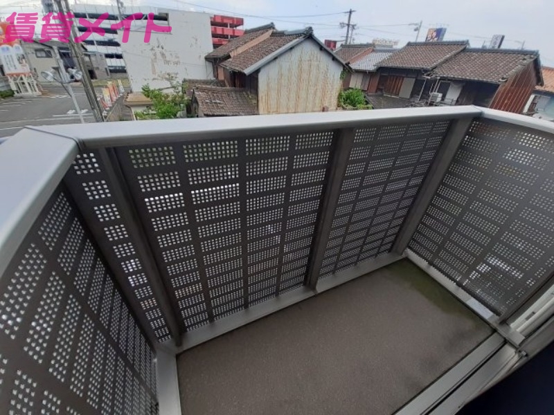 バルコニー　別部屋同タイプ