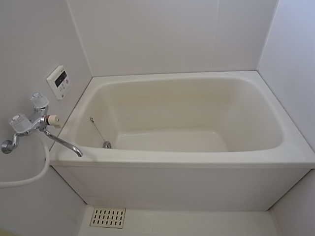 バス・シャワールーム　追い焚き付でいつもポカポカお風呂だね