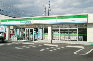 コンビニ　ファミリーマート南河内祇園店（コンビニ）まで394m