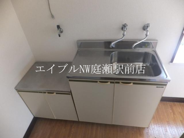 【平田コーポのキッチン】