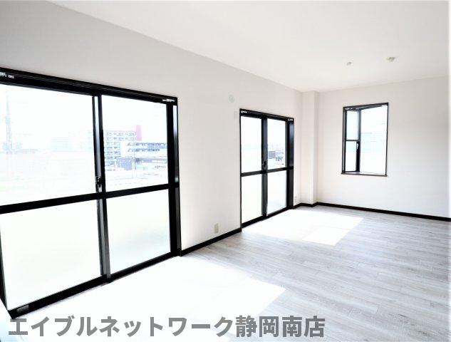 居室・リビング　ゆったり過ごせるリビングです