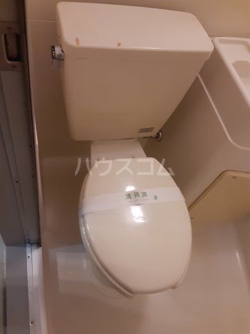 【新宿区西早稲田のアパートのトイレ】