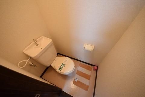 【流山市西初石のアパートのトイレ】