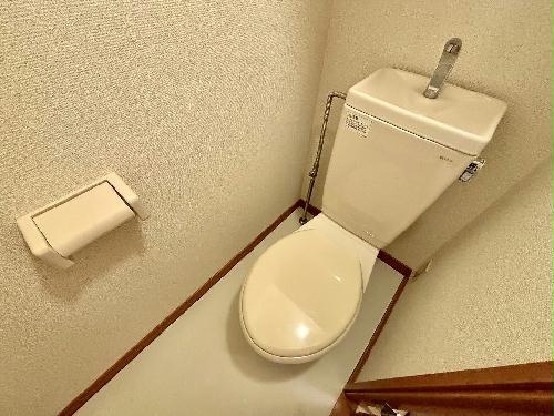 トイレ　設備・仕様は号室により異なる為、現況を優先いたします。