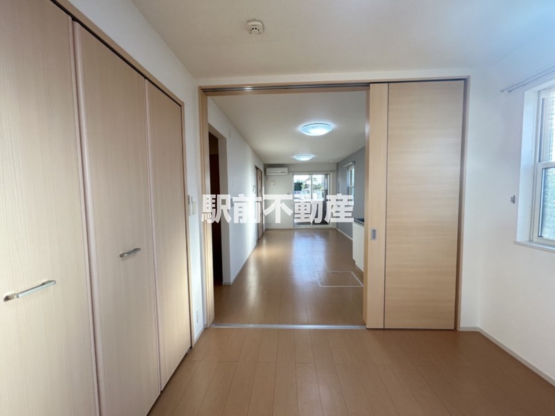 居室・リビング　奥行きが感じられるリビング！