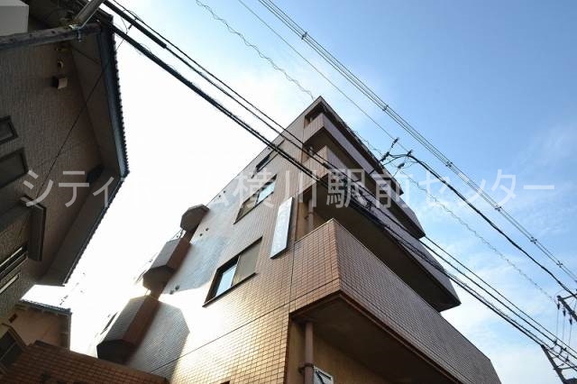 広島市西区大宮のマンションの建物外観