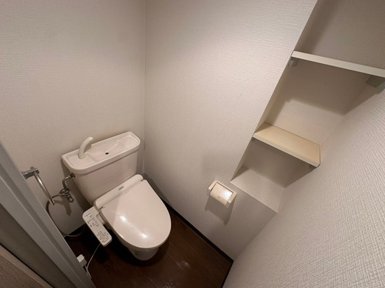 トイレ　※別部屋の写真です