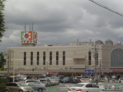 【城陽市平川のマンションのスーパー】