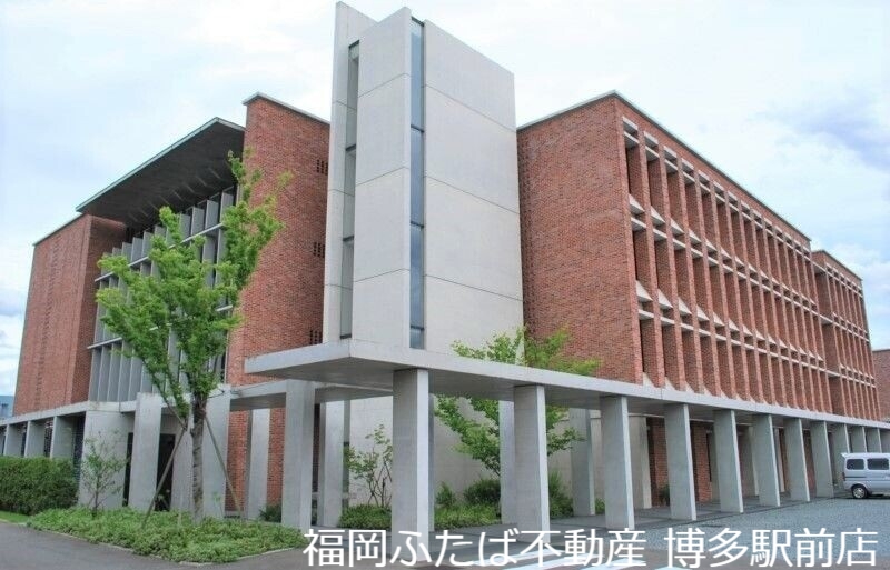 【エムアール祖原B棟の大学・短大】