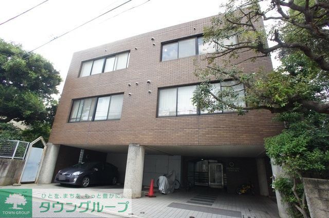 目黒区駒場のマンションの建物外観