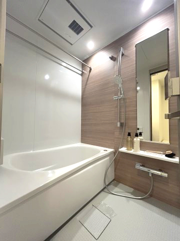 バス・シャワールーム