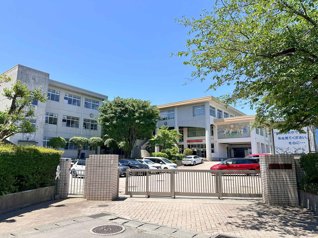 中学校　熊本市立清水中学校（中学校）まで537m