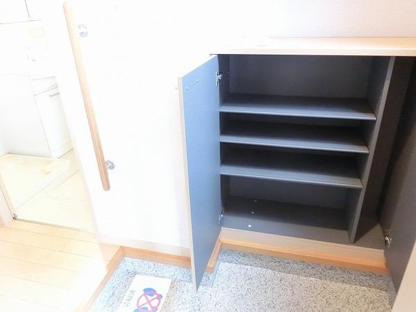 玄関　下駄箱！