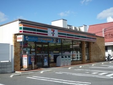 　セブンイレブン茨木エキスポロード店（その他　296m）