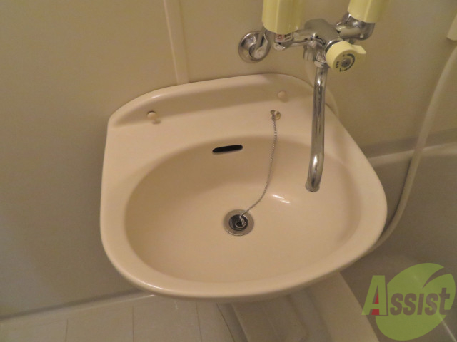 洗面設備　洗面台は、お風呂となかよしな感じですねー