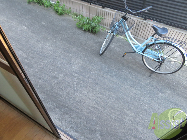 バルコニー　バルコニーはありませんが、荷物の搬入搬出が楽そうですね