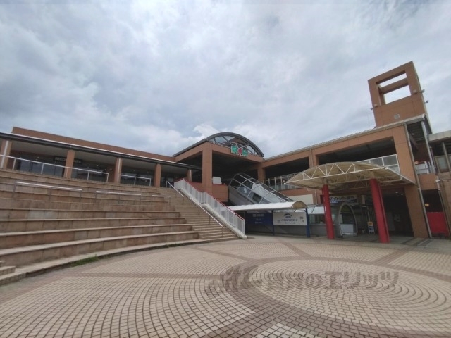 スーパー　エコール・マミ（スーパー）まで750m