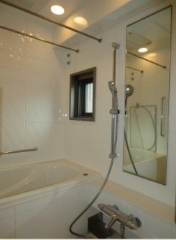 バス・シャワールーム　バス