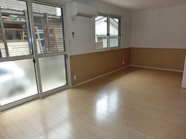 居室・リビング　※別号室参考写真です