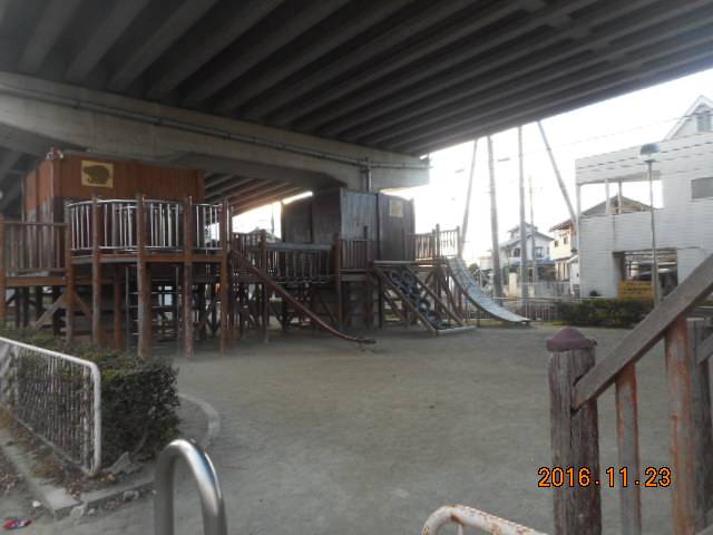 公園　金鑚ふれあい公園（公園）まで491m