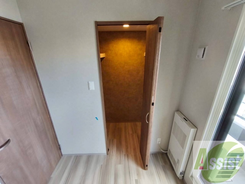 収納　洋室にはクローゼットがあるのですっきり片付きそうです。