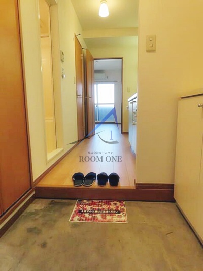 玄関　玄関です。