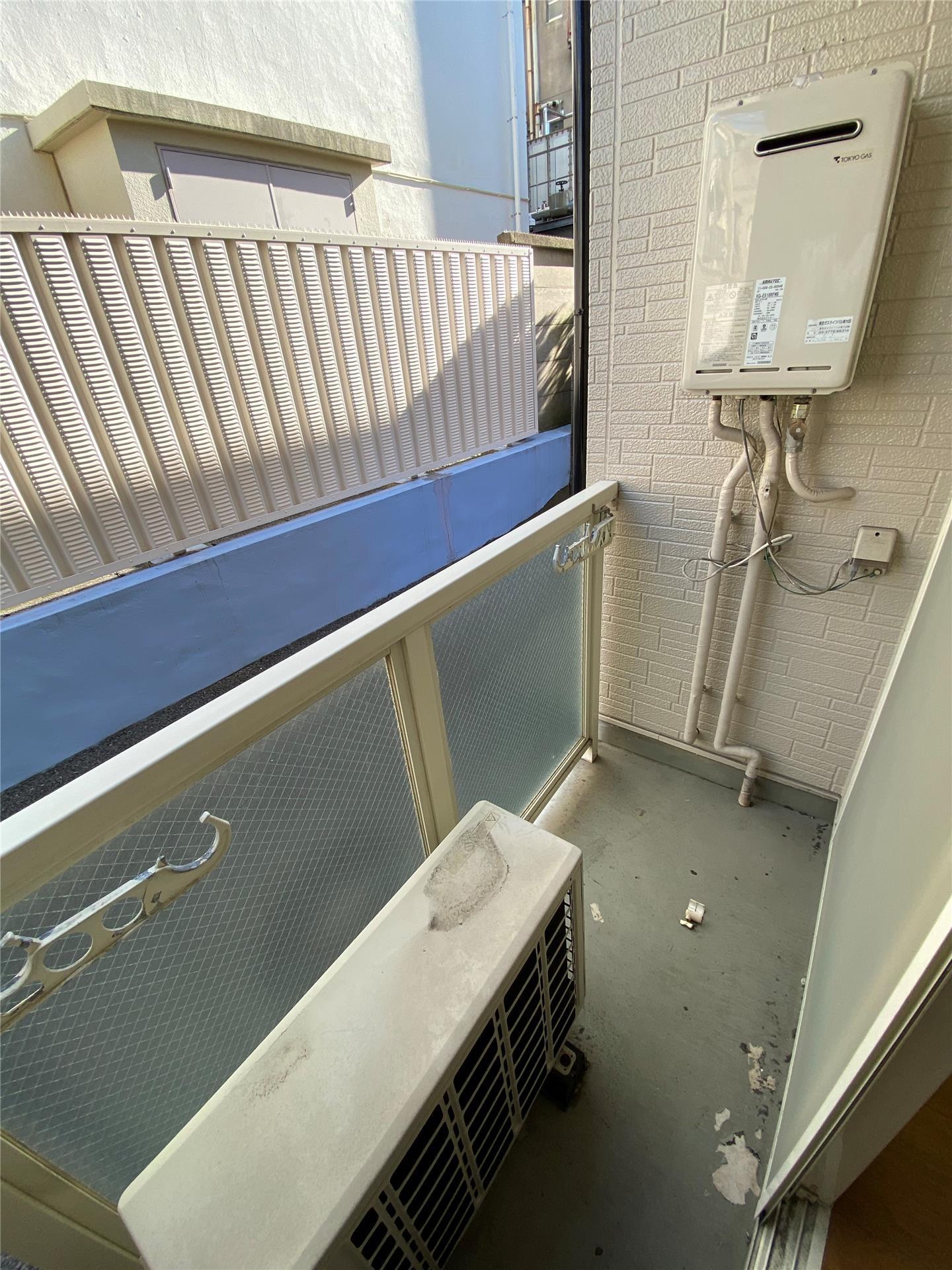 バルコニー　バルコニー