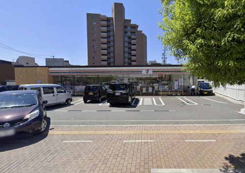 コンビニ　セブンイレブン 長野山王店（コンビニ）まで303m