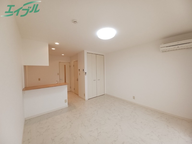 居室・リビング　別部屋参考写真