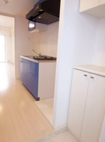 玄関　弊社は全物件が仲介手数料半月分+税でご紹介可能です。