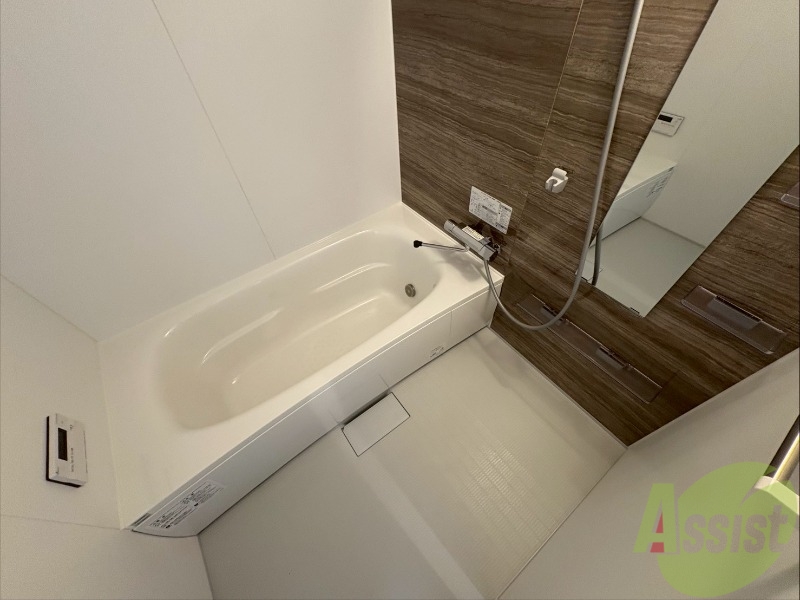 バス・シャワールーム　お風呂になります。一日の疲れを癒してくださいね。