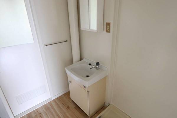 洗面設備　ビレッジハウスの同一物件・同一タイプの間取りの写真です