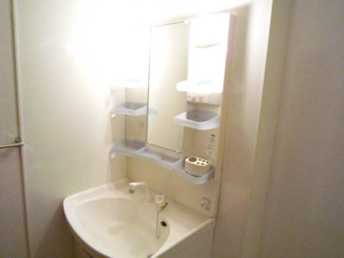 洗面設備　103     付の洗面化粧台