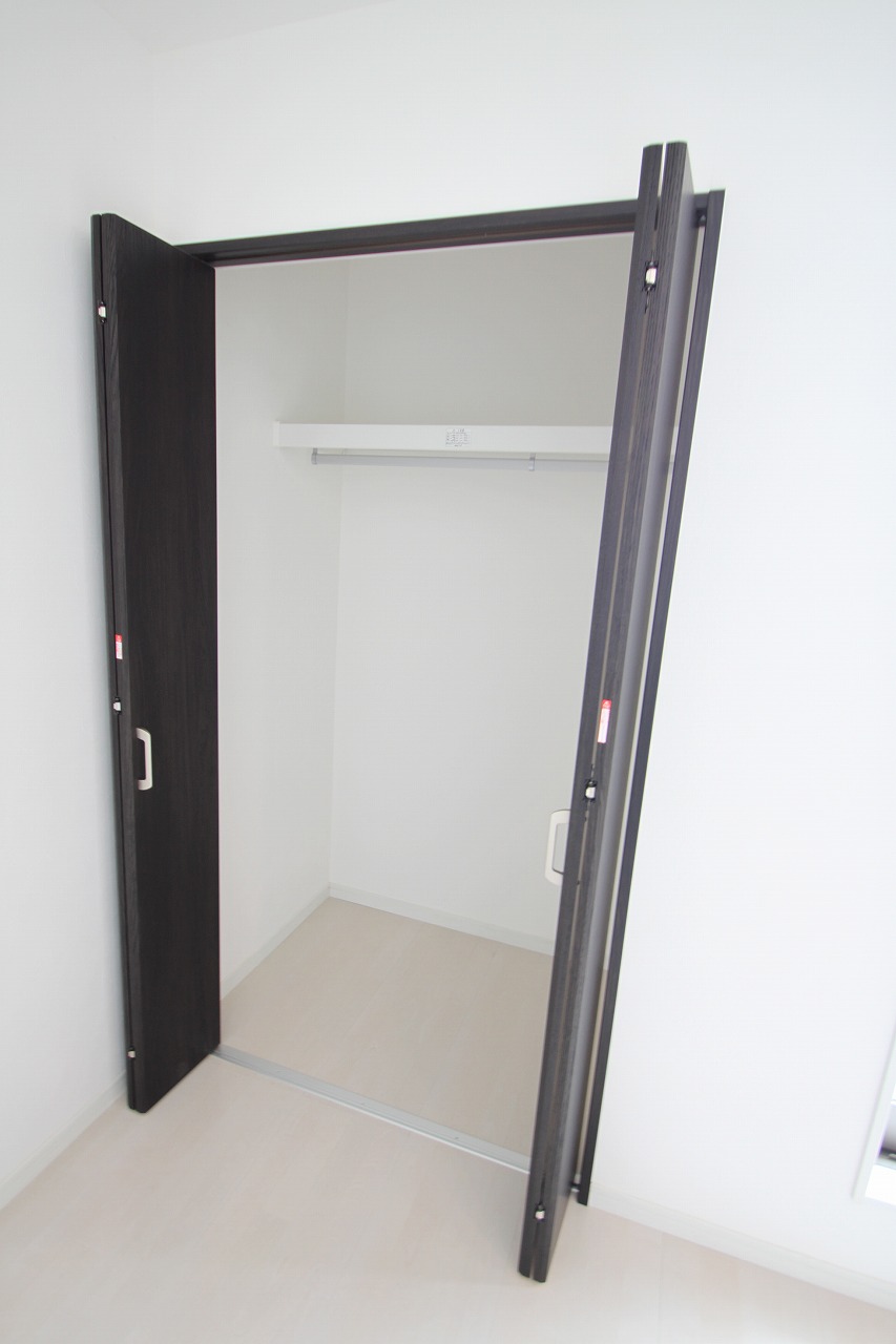 収納　※写真は同建物のサンプル写真です。