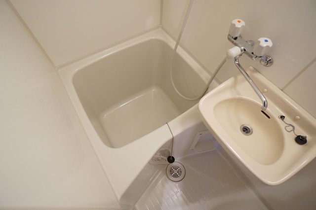 バス・シャワールーム　他のお部屋の参考写真です。