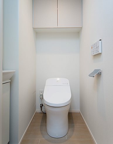 トイレ　別号室参考写真