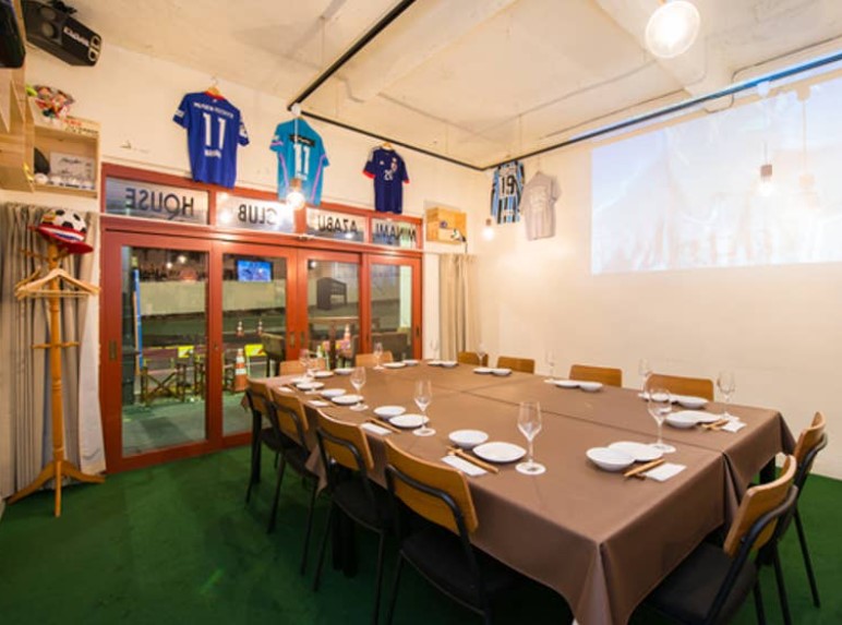 飲食店　南麻布クラブハウス（飲食店）まで991m