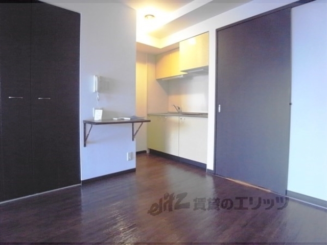 居室・リビング　洋室