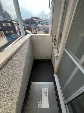 バルコニー　トップ新宿薬王寺