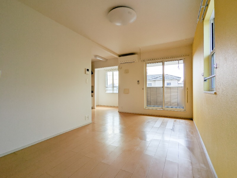 居室・リビング　図面と現状に相違がある場合には現状を優先