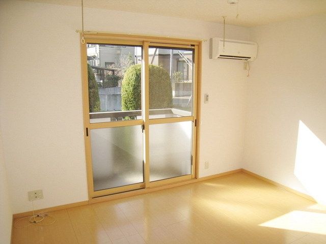 居室・リビング　★キレイなお部屋★