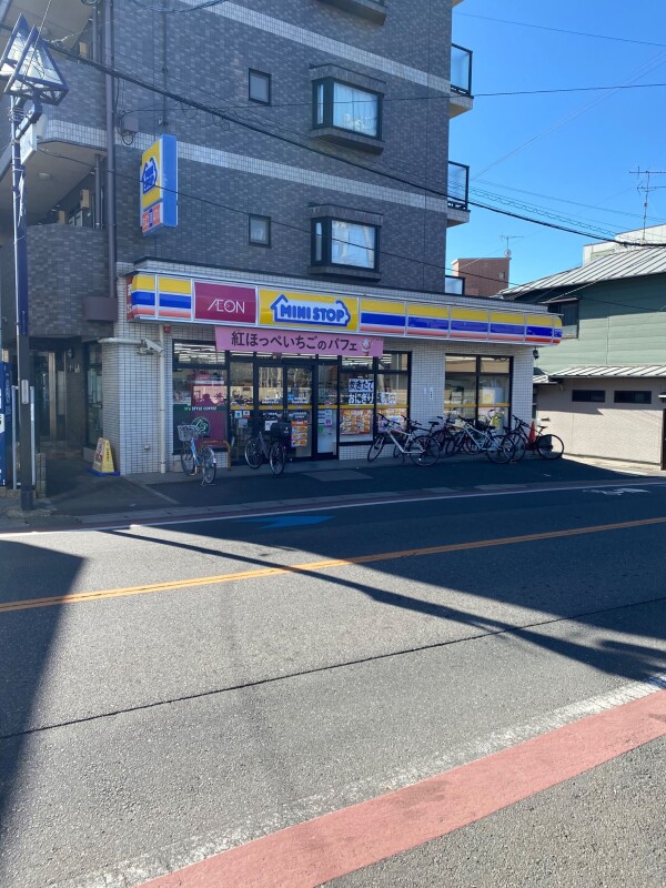 コンビニ　ミニストップ京成稲毛駅前店（コンビニ）まで453m