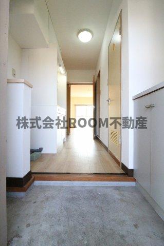 エントランス　清潔なエントランスです