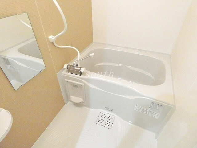 バス・シャワールーム　浴室乾燥機付きのお風呂