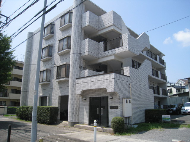 建物外観　外観（エントランス側）