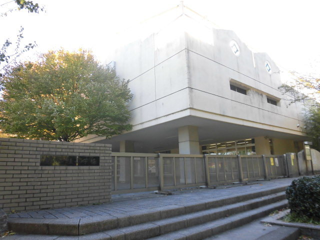 小学校　横浜市立桂小学校（小学校）まで370m