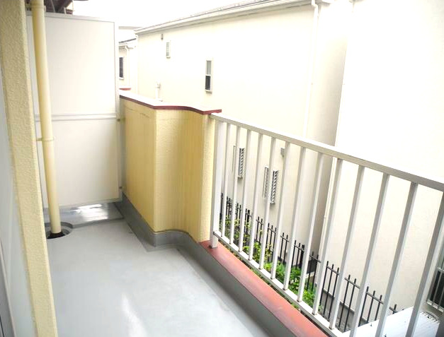 収納　バルコニー