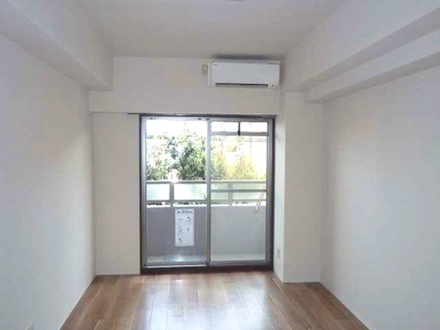 居室・リビング　洋室　※同タイプの部屋のお写真です